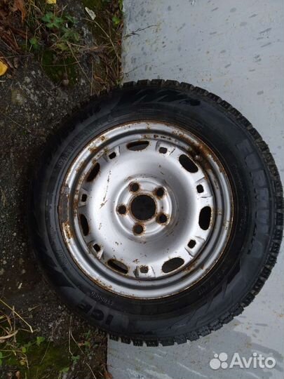 R14 Pirelli Formula Ice 175/65, PCD 5x100 DIA 472