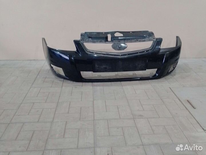 Передний бампер
