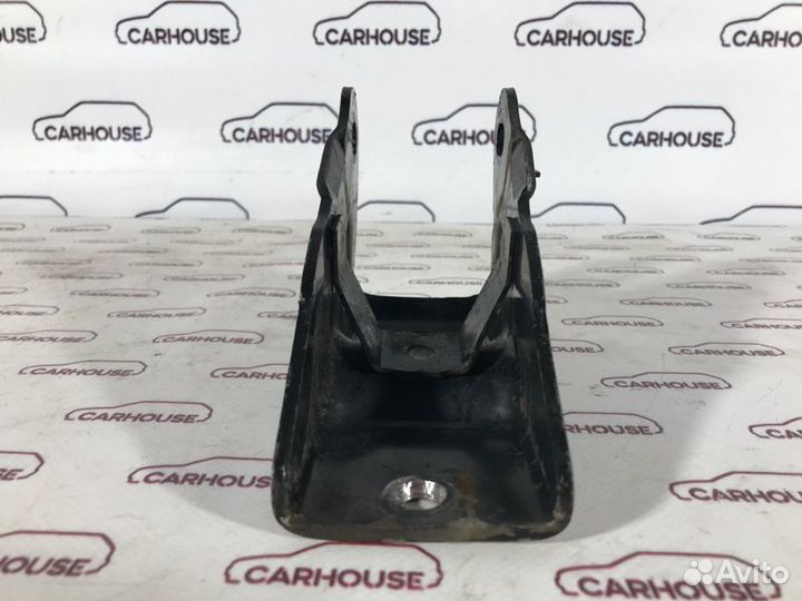 Кронштейн кпп Mazda Familia 1.5 2001