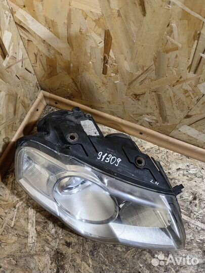 Фара Правая Пассат Б6 Галоген бу Оригинал