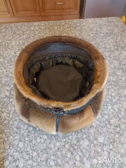 Женская шапка из нерки с синтепоном