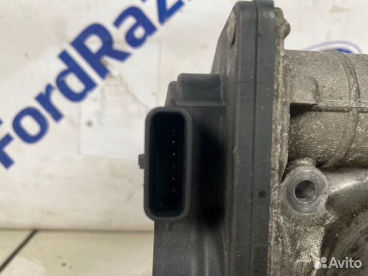 Дроссельная заслонка Nissan Qashqai J10 1.6