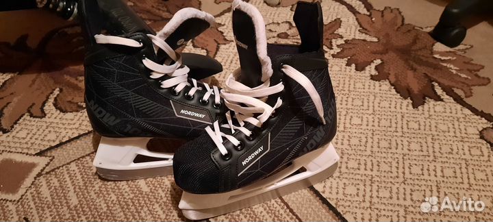 Коньки хоккейные 34 размер