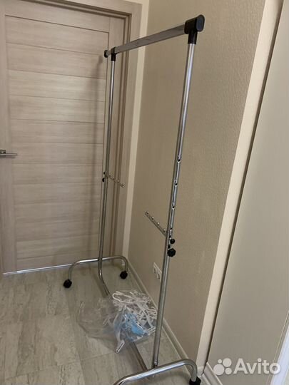 Вешалка напольная бу