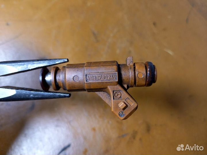 Форсунка Mercedes S-Class W220 M113 5.0 I 2002