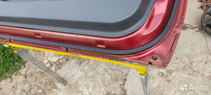 Дверь передняя правая honda civic 6 hatchback