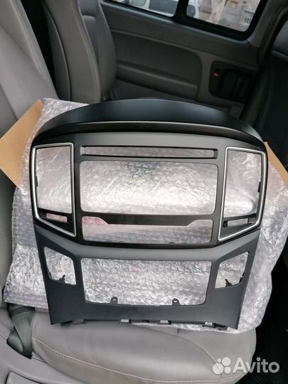 Штатная магнитола Хендай Гранд Старекс от 2016 год