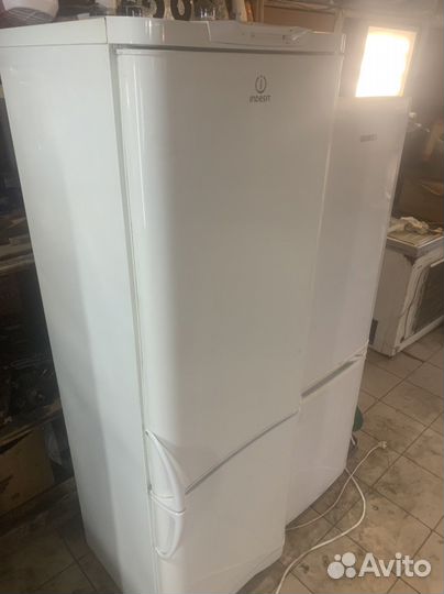 Холодильник