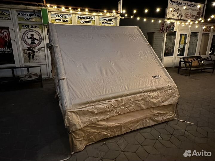 Большая надувная палатка