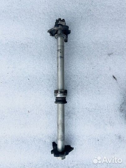 Kawasaki ER6F 2022 ось заднего колеса