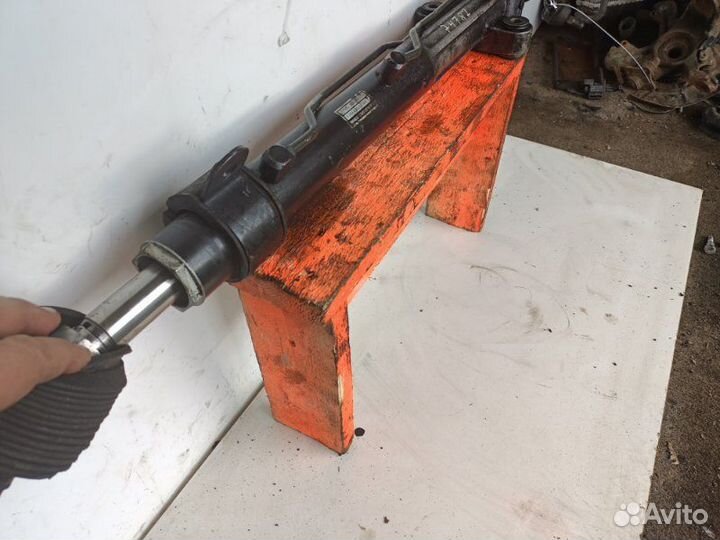 Рулевая рейка Ssang Yong Rodius 2003-2011