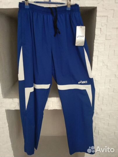 Спортивный костюм asics