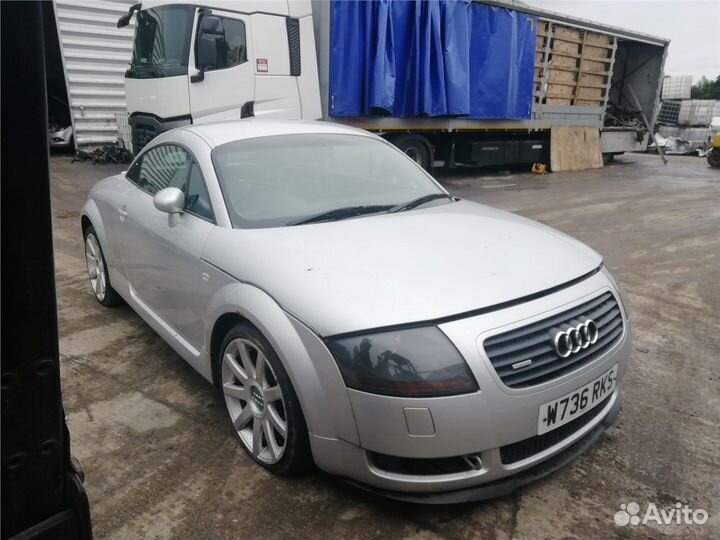 Разбор на запчасти Audi TT