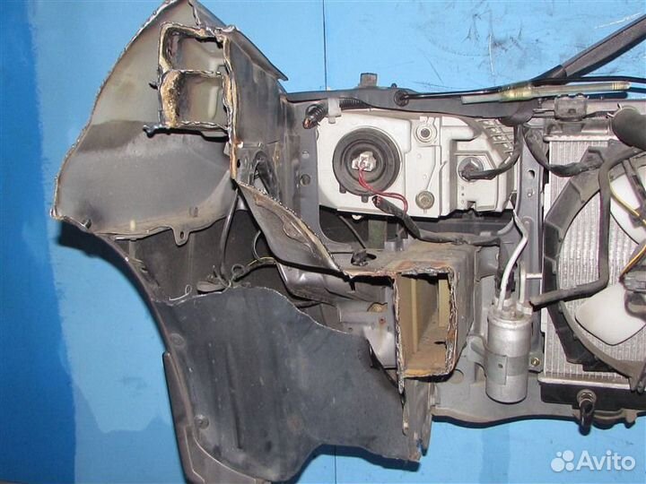 Nose cut Mazda Premacy cpew fsde 2002