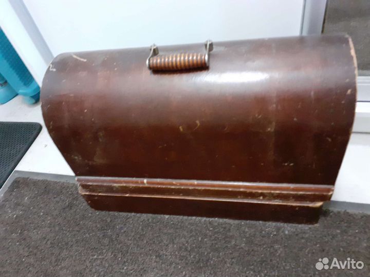 Швейная машина подольская