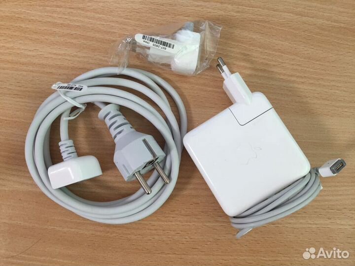 Запчасти для ноутбука Apple MacBook A1181