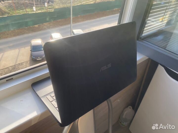 Игровой ноутбук Asus i3 + Gt920