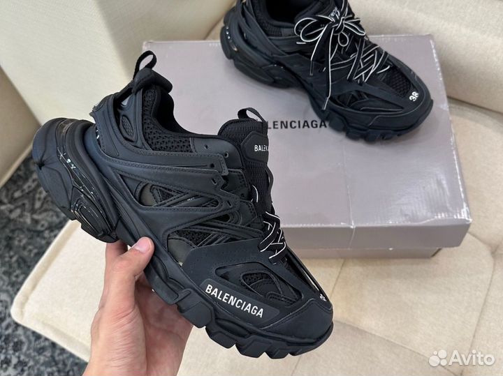Balenciaga track 1 черные женские