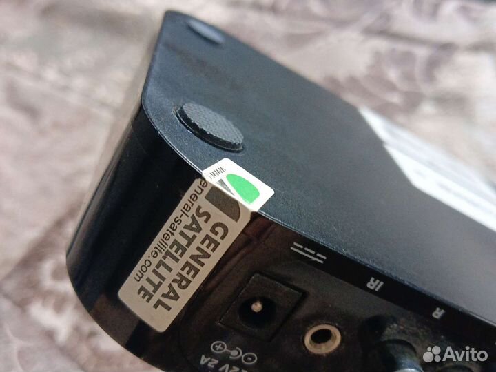 Спутниковый ресивер триколор