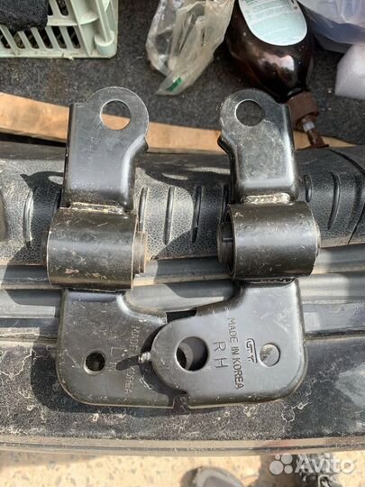 Саленблоки задние передних рычагов спектра