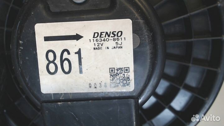 Двигатель отопителя Mitsubishi Pajero, 2008