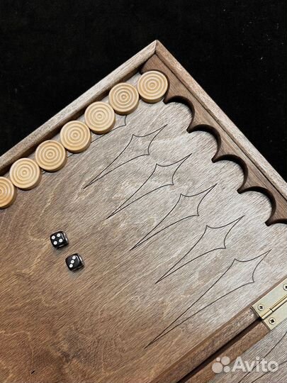Нарды ручной работы в наличии с рисунком 