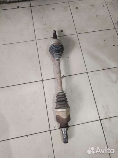 Привод в сборе лев. Меган