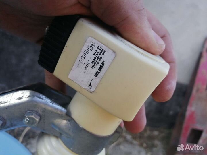 Антенна спутниковая