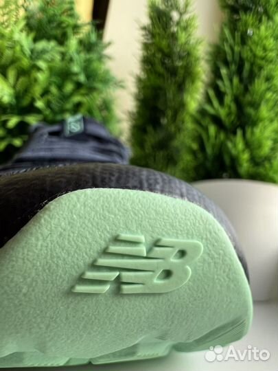 New Balance р.37,5 (24,5 см) оригинал новые