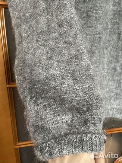 Новый шерстяной кардиган (шерстяная кофта)