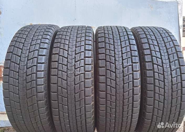 Dunlop Winter Maxx SJ8 215/60 R17 96Q