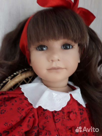 Кукла виниловая коллекционная