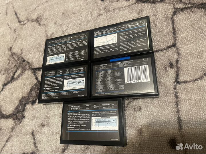 Аудиокассеты maxell и sony