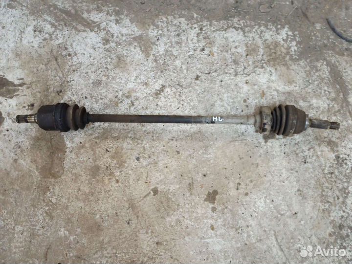 Привод левый Hyundai Lantra