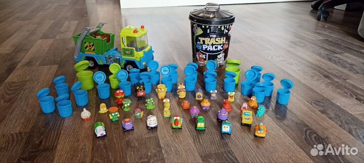 Трэш монстрики (фигурки,машина,ведро)