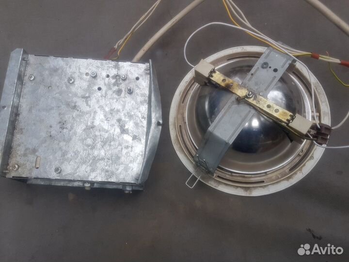 Светильник DLH 150 мгл RX7s круглый неповоротный