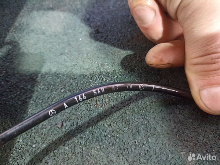 Стойка пневматическая задняя левая Mercedes-Benz