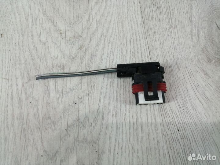Штекер разъём катушки модуля зажигания Renault log