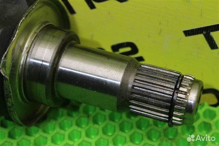 Шрус внутренний передний левый Toyota Camry MCV30