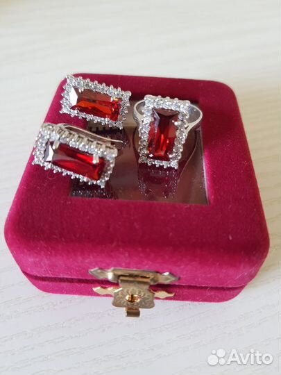 Серебряный комплект