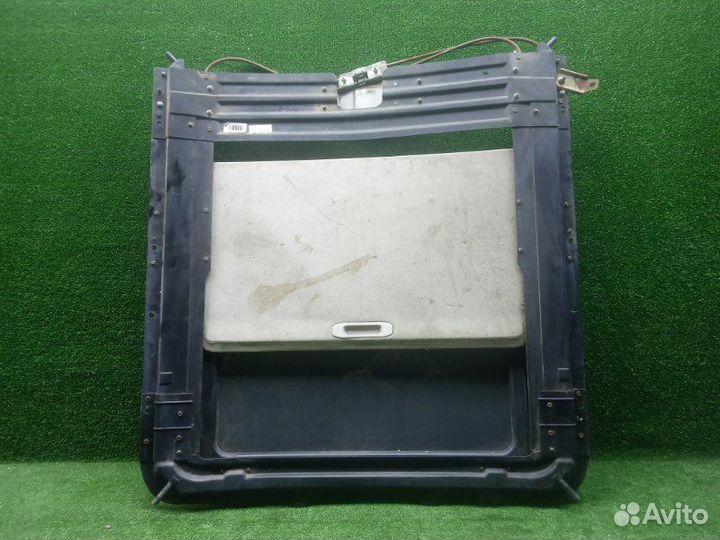 Стекло люка Geely Mk 2010