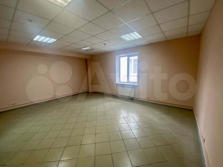 Офисные помещения в центре, 44 м²