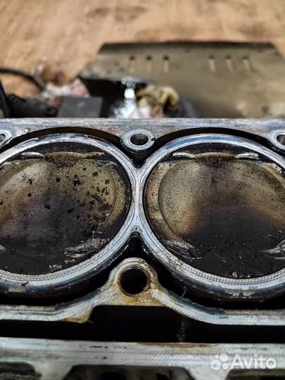 Мотор в разборе AKQ 1.4 golf