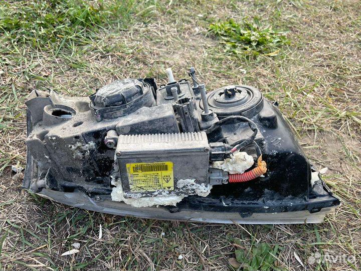 Фара Nissan Cedric Gloria y34 xenon