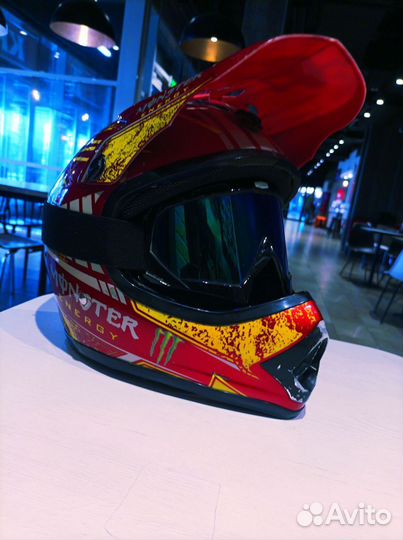 Шлем кроссовый бу