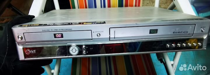 DVD рекордер - видеомагнитофон LG DVR573X