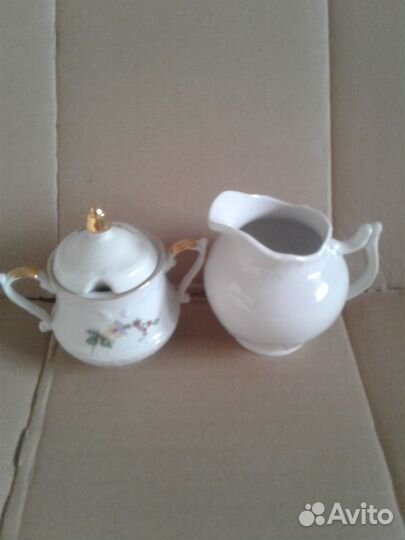 Сахарница, молочник