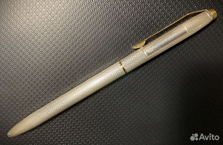 Серебряная шариковая ручка Адидас