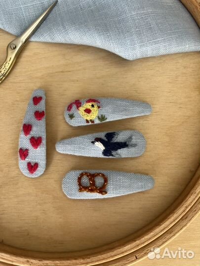 Заколки с вышивкой ручная работа