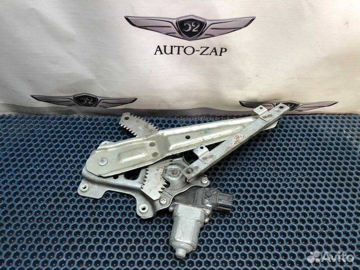 Стеклоподъемник механический задний правый R